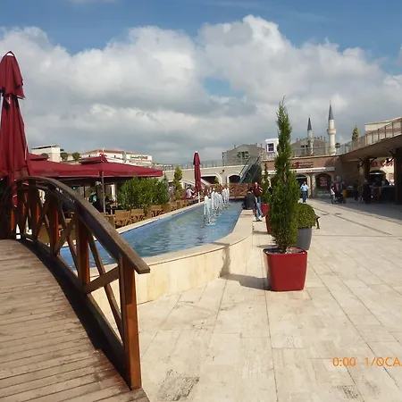 Istanbul Kayasehir Suites Basaksehir